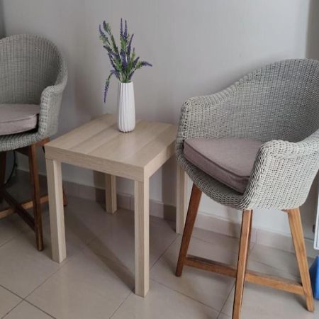 Apartment In A Quiet Location. Athene Buitenkant foto