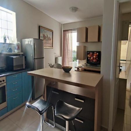 Apartment In A Quiet Location. Athene Buitenkant foto