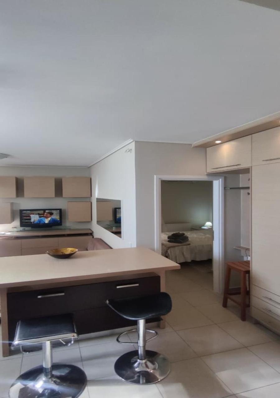 Apartment In A Quiet Location. Athene Buitenkant foto