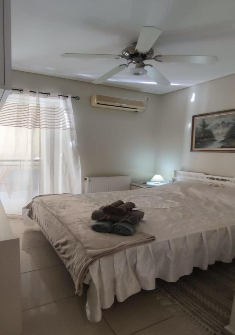 Apartment In A Quiet Location. Athene Buitenkant foto